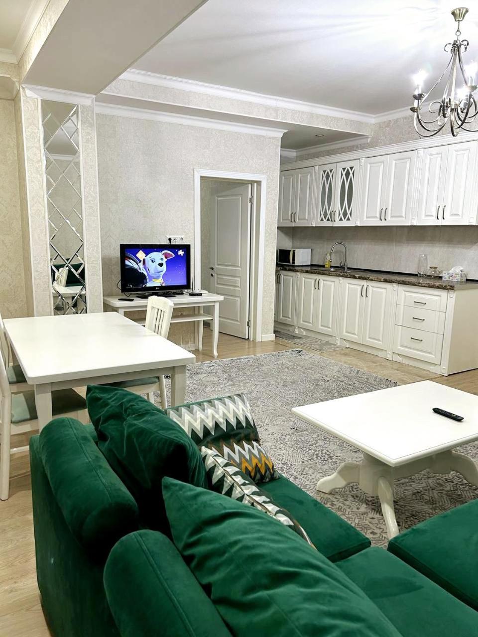 Comfortable Apartment Bisjkek Buitenkant foto